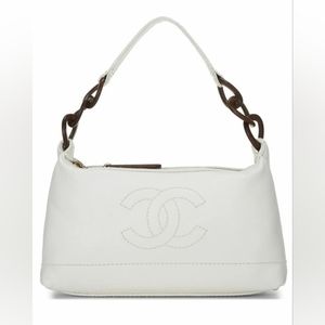 CHANEL White CC Caviar Shoulder Bag
